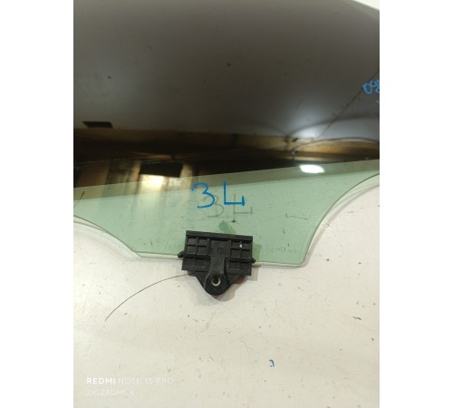 Стекло двери заднее левое