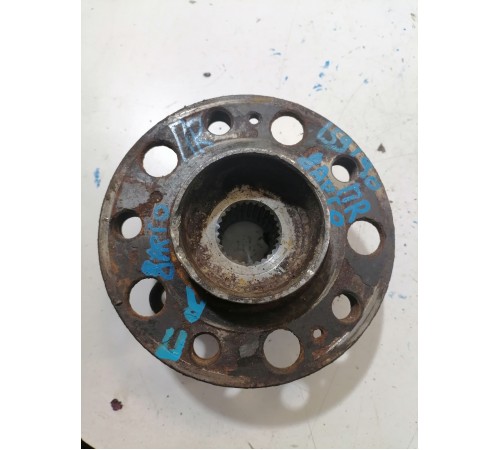 Ступица передняя правая