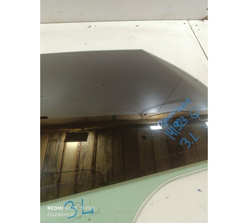 Стекло двери заднее левое