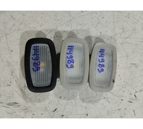 Плафон внутреннего освещения салона