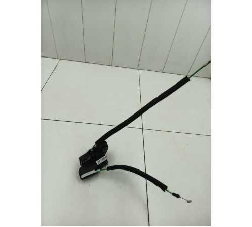 Замок двери передний левый