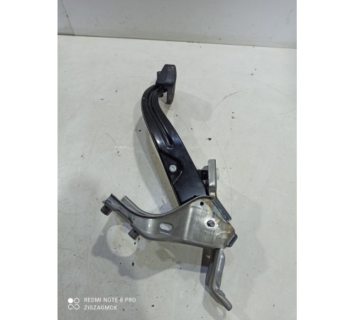 Педаль тормоза