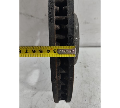 Тормозной диск передний правый