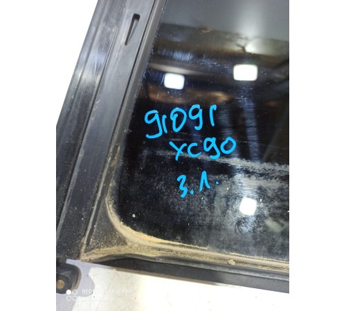 Стекло двери задней левой (форточка)