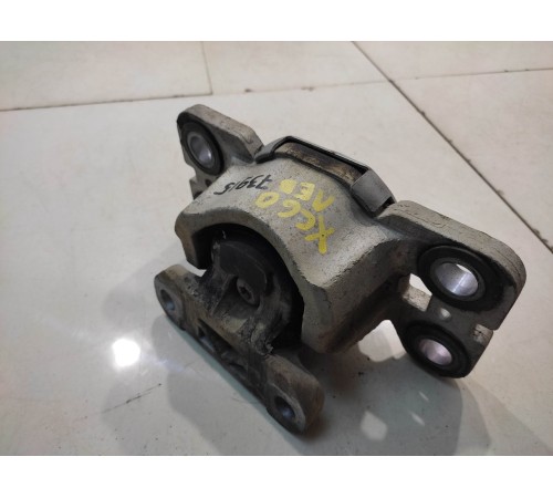 Подушка крепления двигателя левая