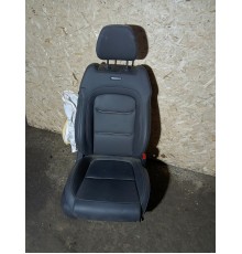 Сиденье переднее правое