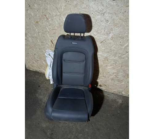 Сиденье переднее правое