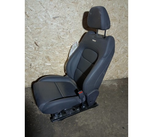 Сиденье переднее правое