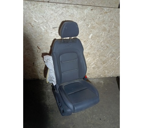 Сиденье переднее правое