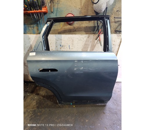 Дверь задняя правая