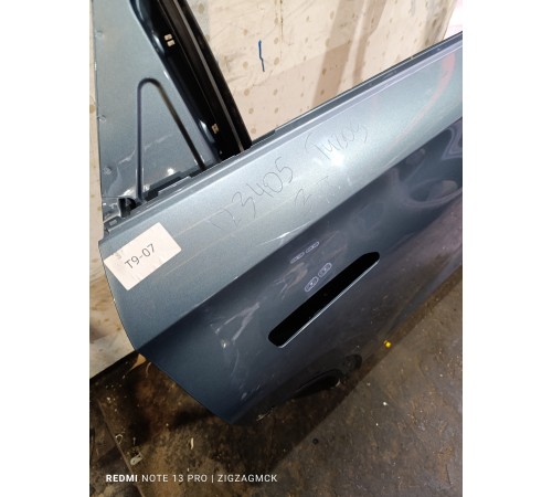 Дверь задняя правая