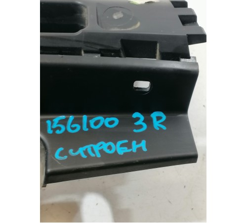 Кронштейн заднего бампера правый