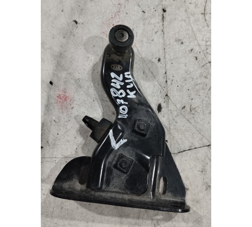 Ролик сдвижной двери задний левый верхний