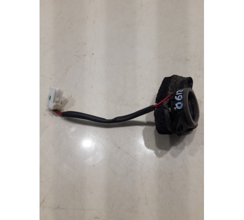 Динамик двери (передний, правый)