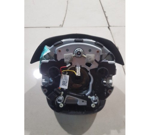 Подушка безопасности водителя