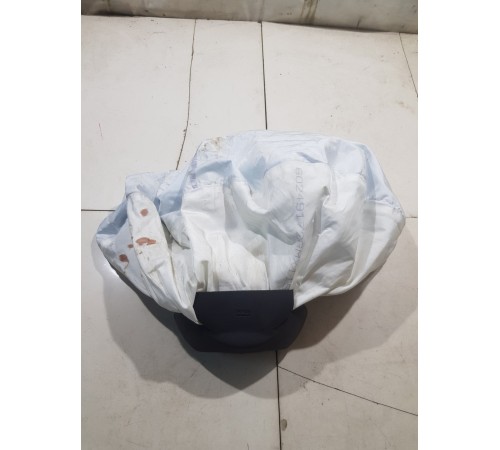 Подушка безопасности водителя