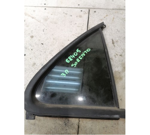 Стекло двери заднее правое форточка