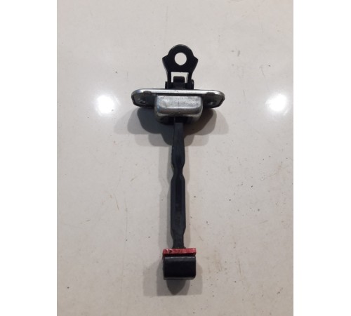 Ограничитель двери(задний левый)