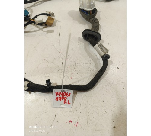 Электропроводка двери передняя левая