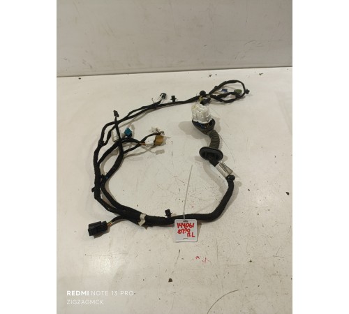 Электропроводка двери передняя левая