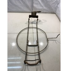 Кронштейн запасного колеса