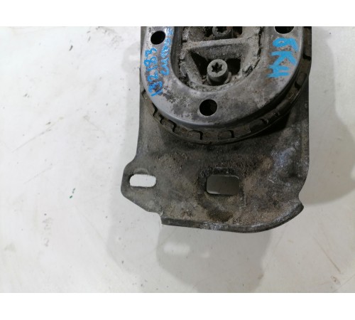 Опора двигателя