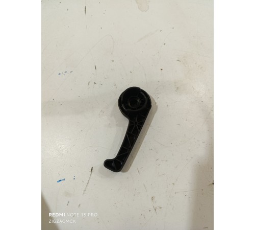 Ручка открывания капота