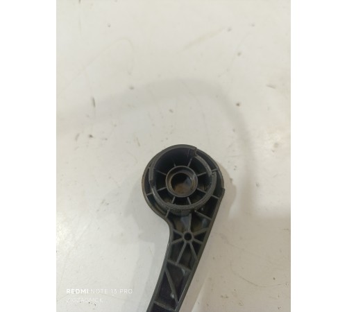 Ручка открывания капота