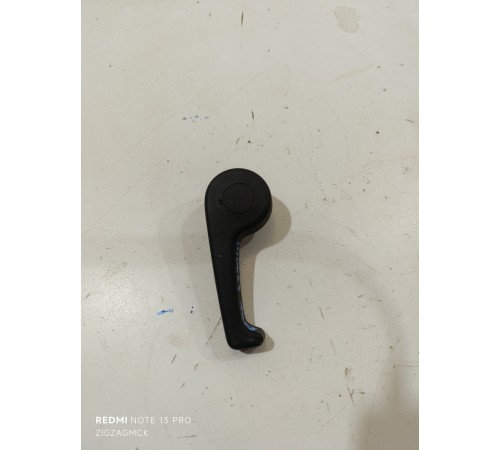 Ручка открывания капота