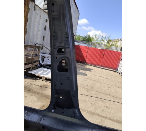 Порог со стойкой левый