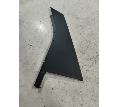 Накладка двери задняя левая