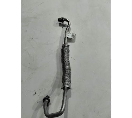 Трубка маслоотдачи турбины