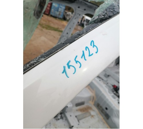 Стойка лобового стекла левая