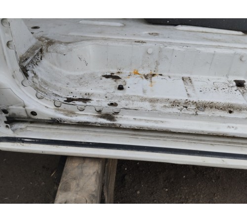 Порог со стойкой правый