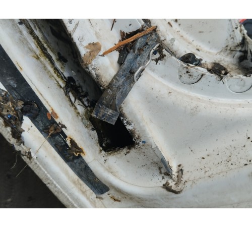 Порог со стойкой правый