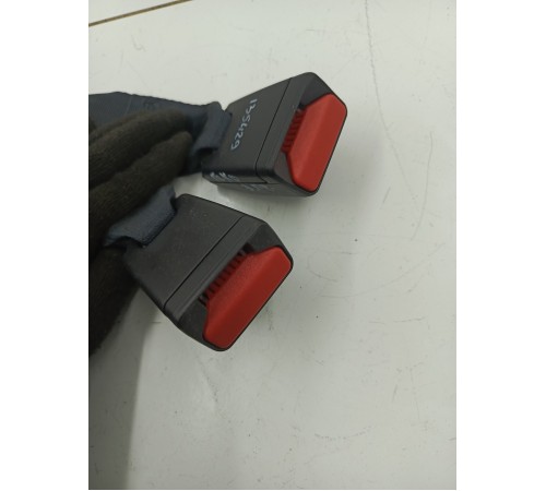 Ответная часть ремня безопасности задняя правая