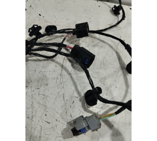 Электропроводка двери задняя левая