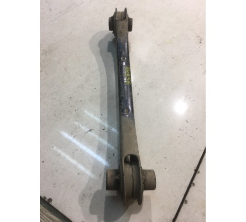 Рычаг подвески (задний, правый)