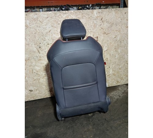 Сиденье переднее правое