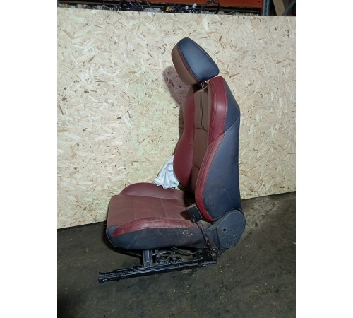 Сиденье переднее правое