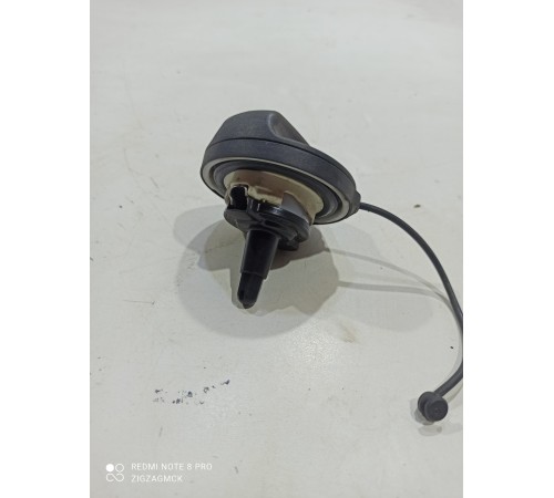 Крышка горловины топливного бака