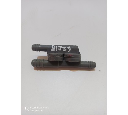 Тройник вакуумной системы