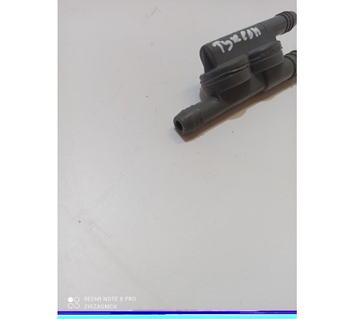 Тройник вакуумной системы