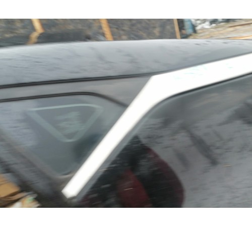 Глухое стекло кузова левое, форточка