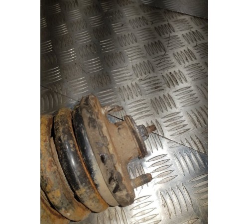 Амортизатор подвески перед. прав.