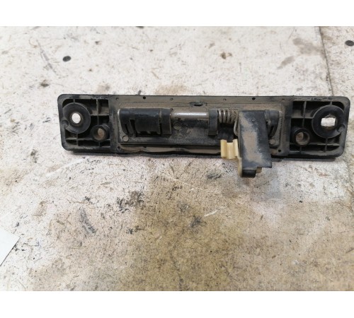 Ручка крышки багажника