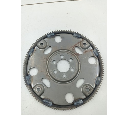 Маховик двигателя