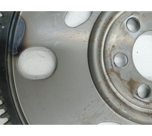 Маховик двигателя