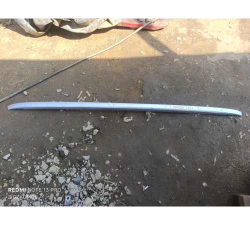 Рейлинг крыши левый