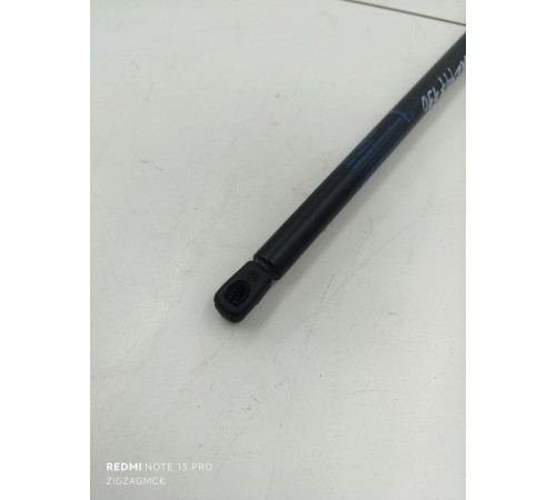 Амортизатор багажника левый